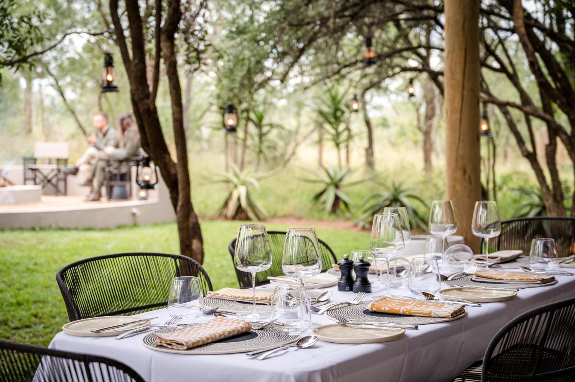 Serondella Safari Lodge ธอร์นีบุชเกมรีเซิร์ฟ ภายนอก รูปภาพ