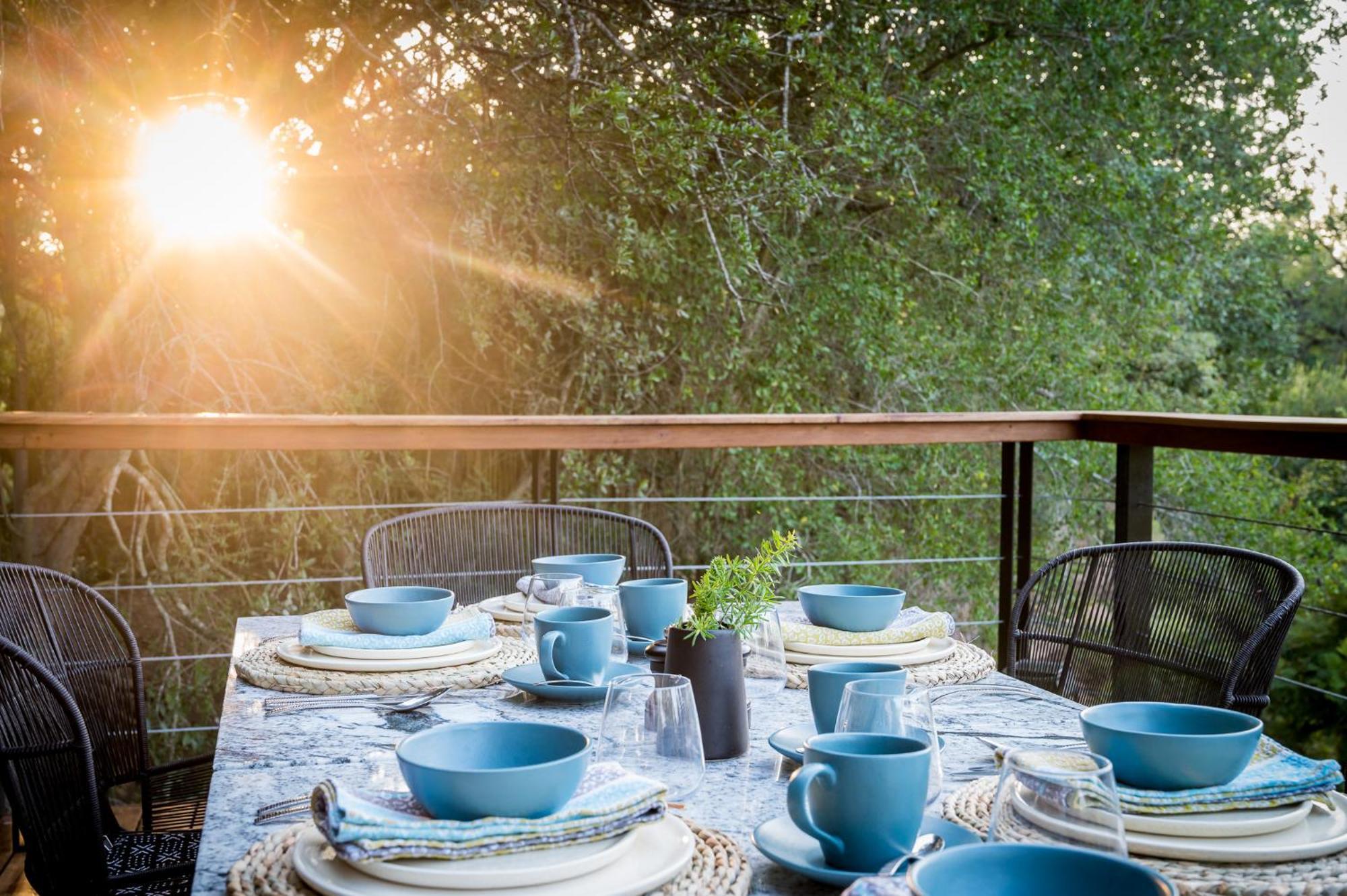Serondella Safari Lodge ธอร์นีบุชเกมรีเซิร์ฟ ภายนอก รูปภาพ
