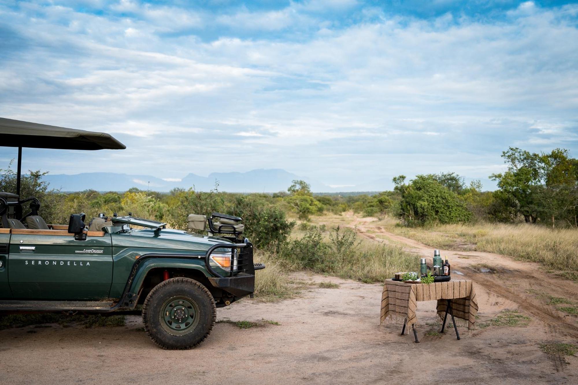 Serondella Safari Lodge ธอร์นีบุชเกมรีเซิร์ฟ ภายนอก รูปภาพ